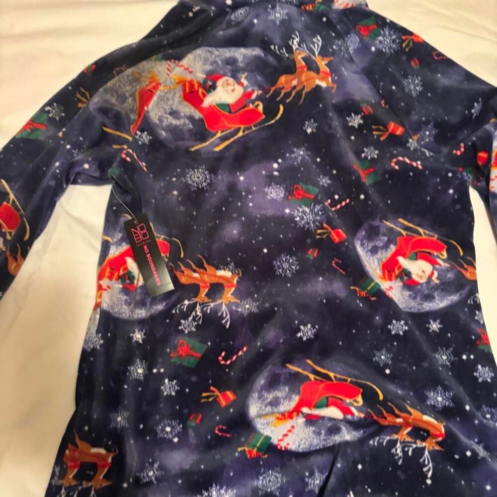No-boundaries Women's multi Hoodie